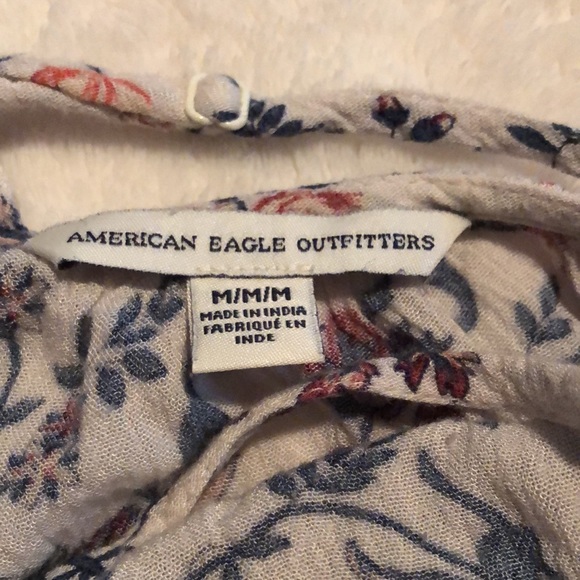 🔥4//$15🔥 CUTE TOP - Picture 3 of 3